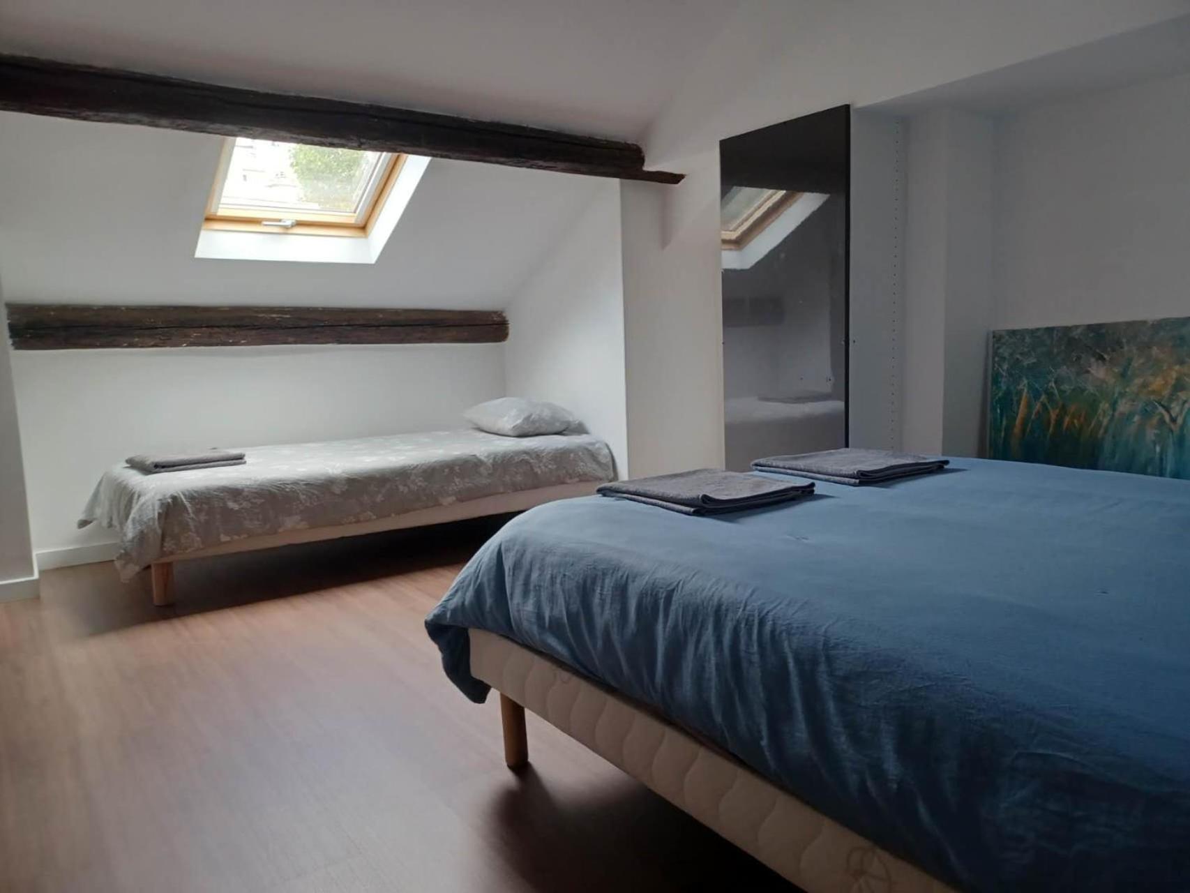 Apartment Home, Sweet